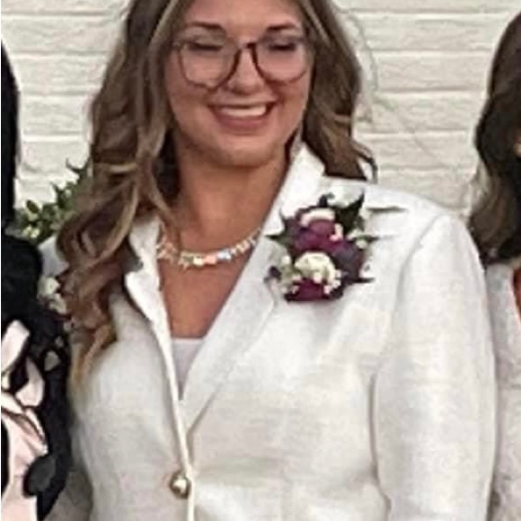 Homecoming suit - Picture 2 of 2